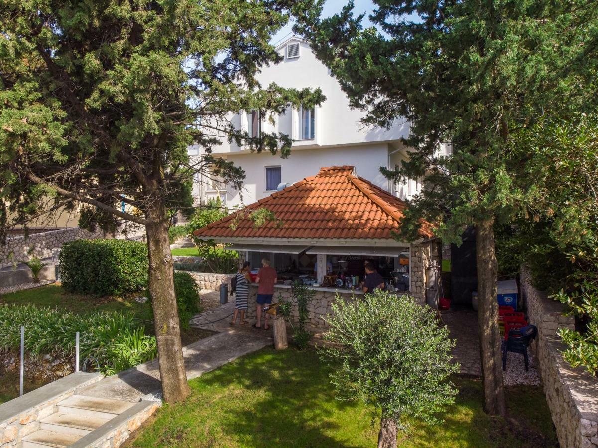 Rocky Beach Rooms Novi Vinodolski Exterior foto